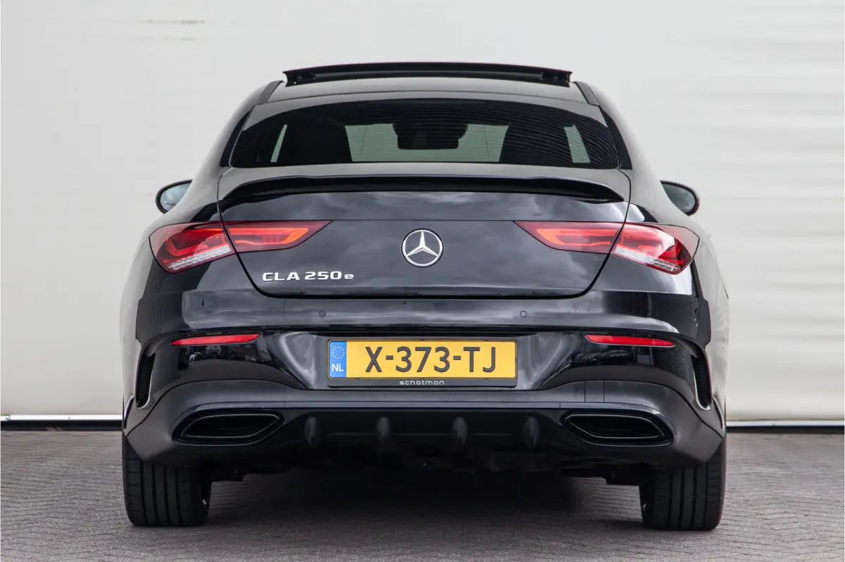 250 e AMG Premium, Pano, Head-up, Distronic, Nightpack 2021