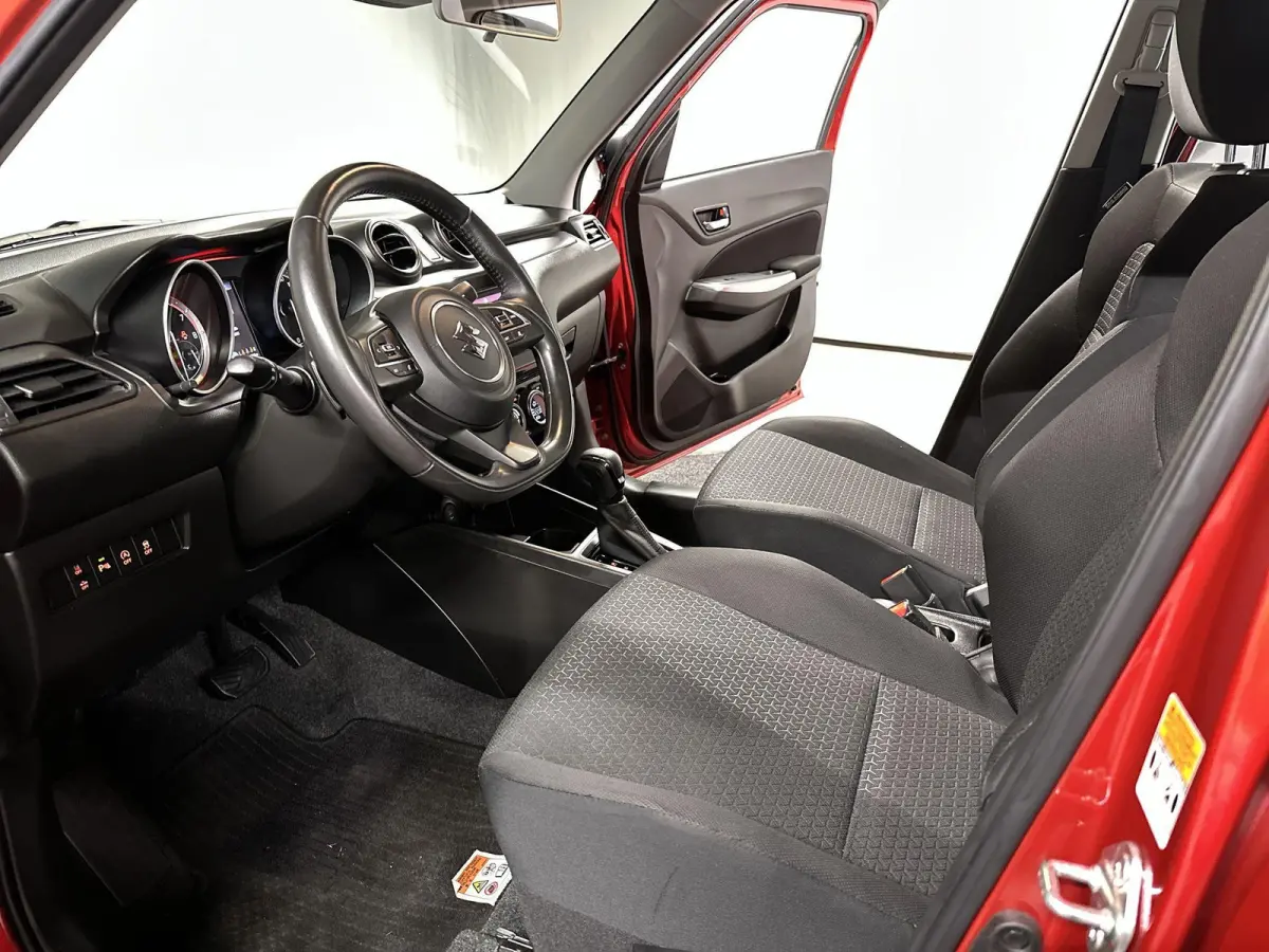 1.2 Style Smart Hybrid Automaat | Trekhaak | Camera