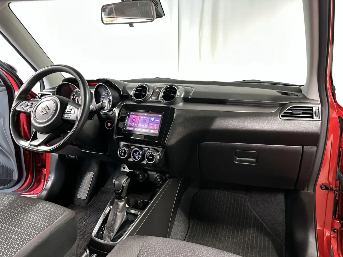 1.2 Style Smart Hybrid Automaat | Trekhaak | Camera