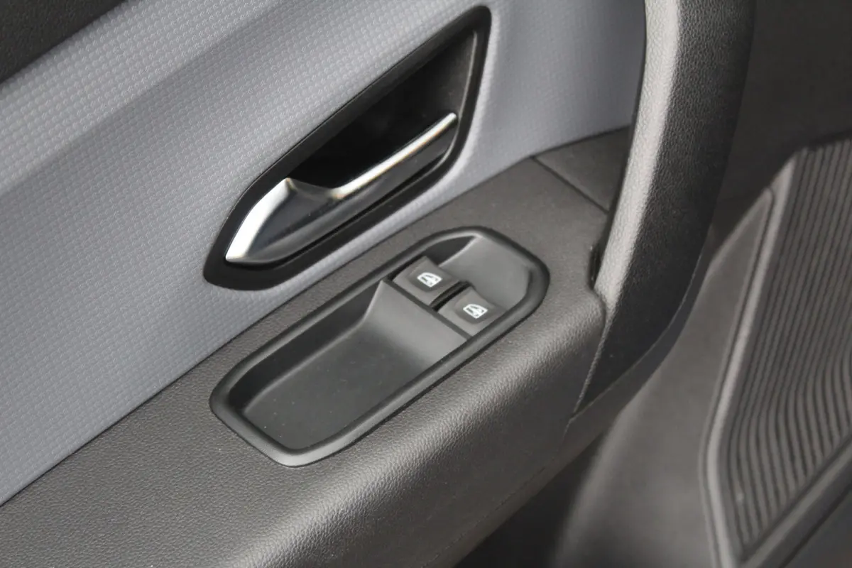 1.3 TCe 100 Comfort 100PK | Parkeercamera | Cruise Control | Airco