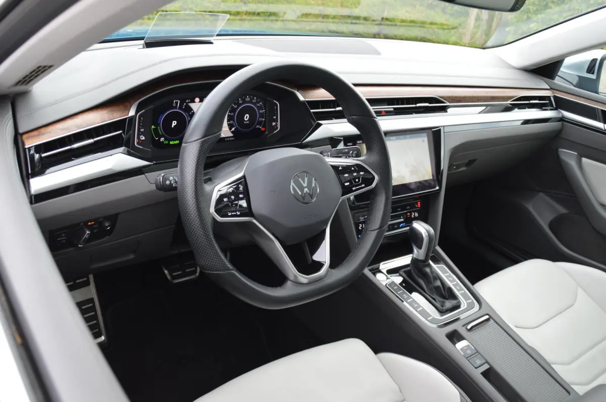 1.4 TSI eHybrid Elegance PHEV panoramadak