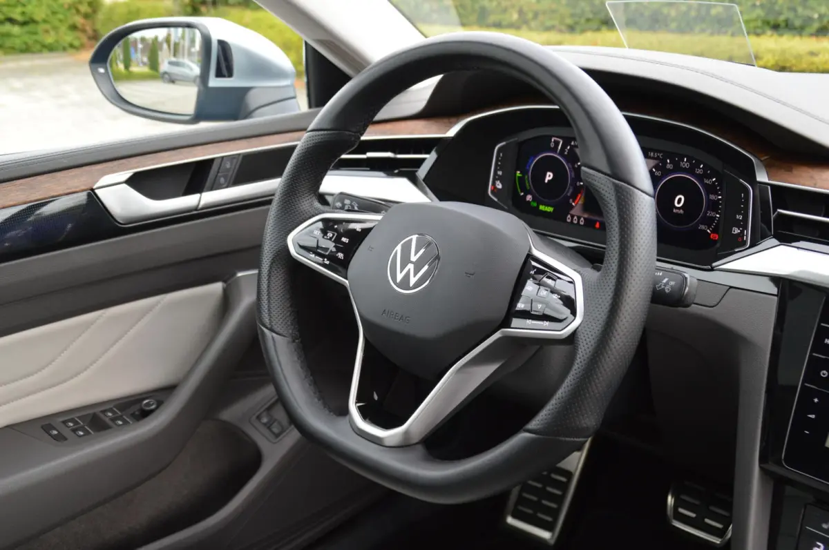 1.4 TSI eHybrid Elegance PHEV panoramadak