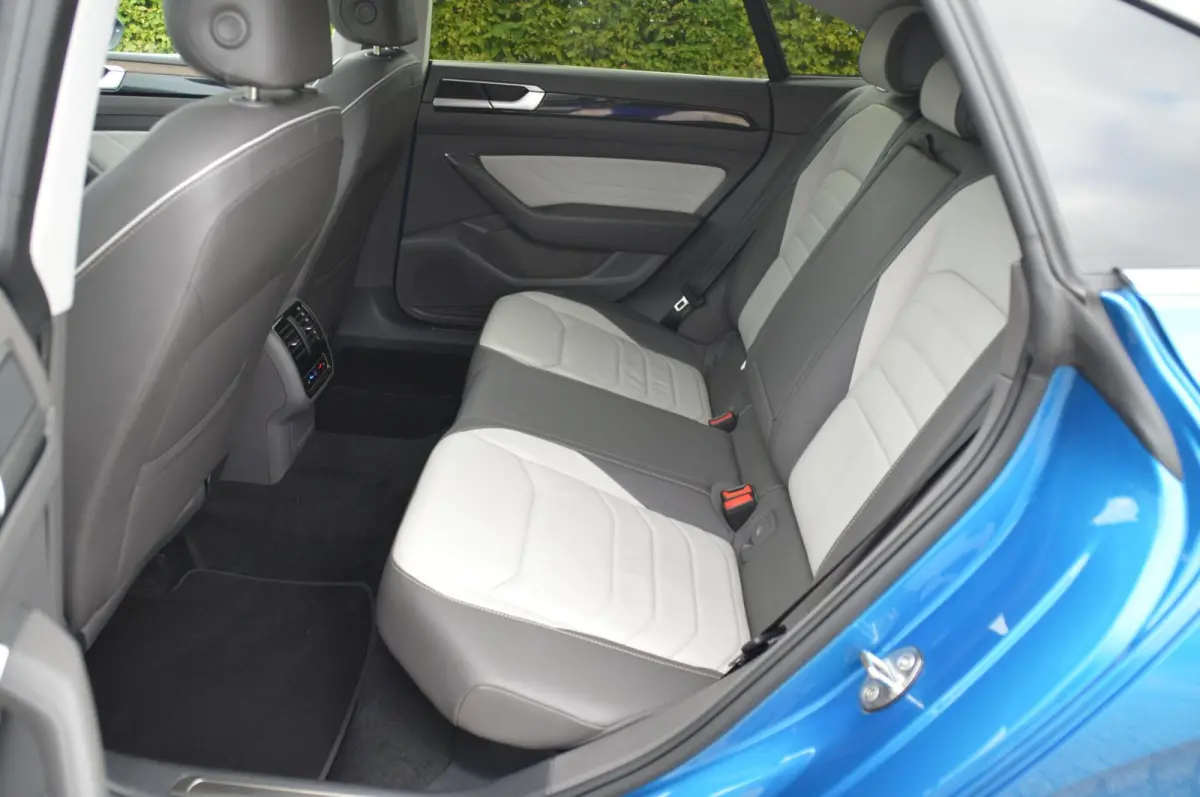 1.4 TSI eHybrid Elegance PHEV panoramadak