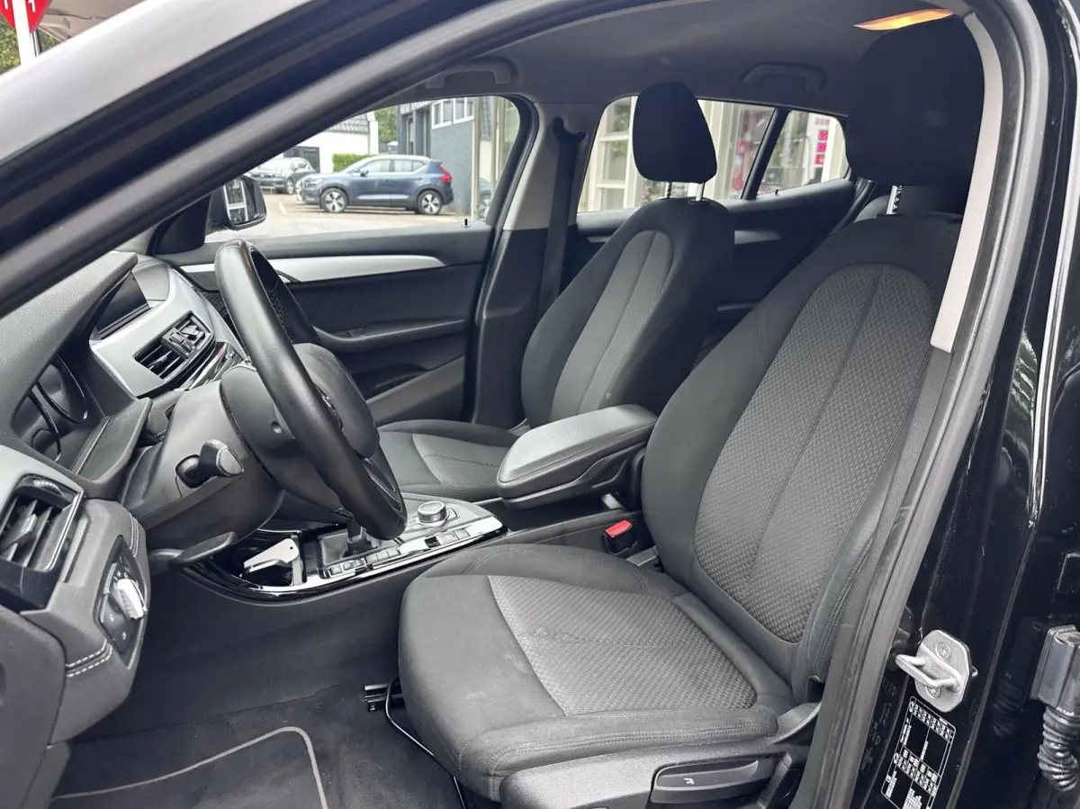 sDrive18i Led, Climat, Cruise, Navi, Pdc, LM..