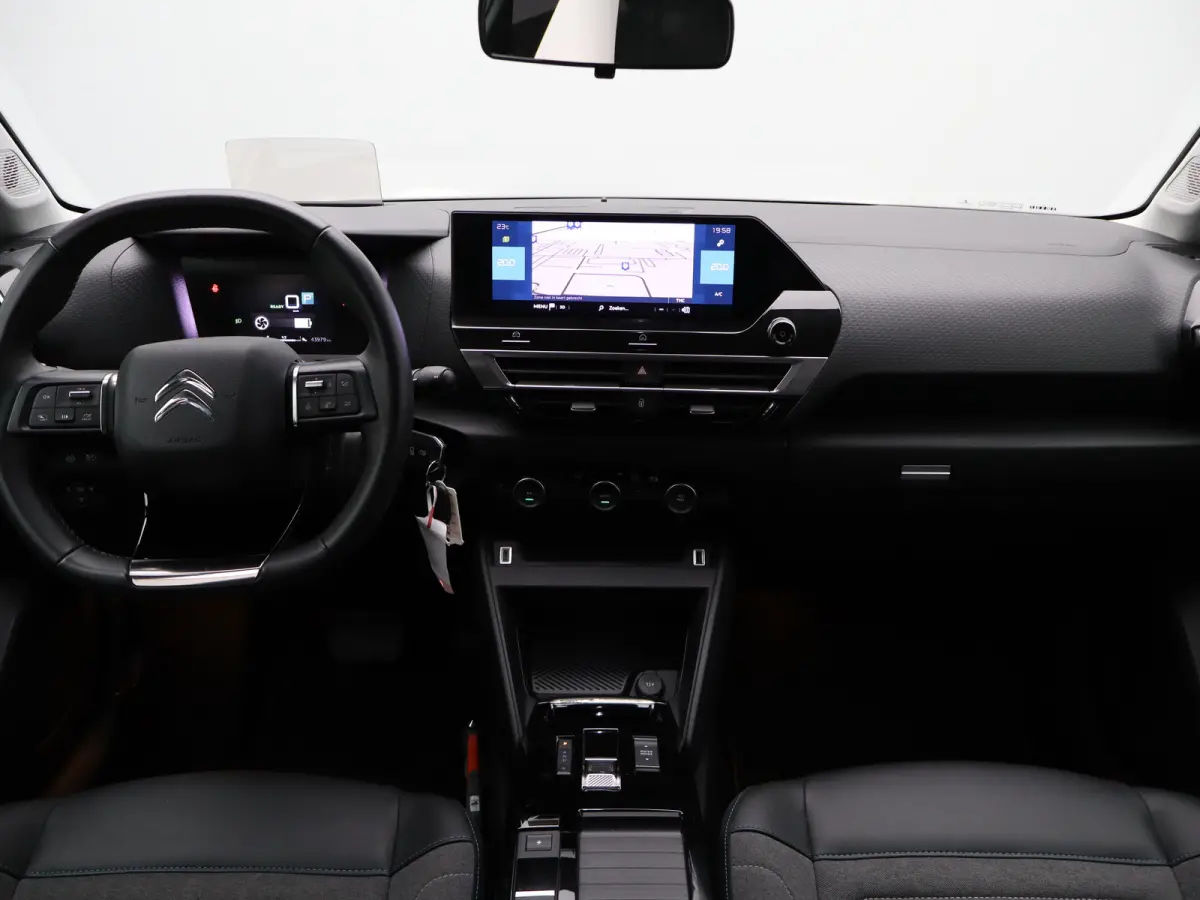 Feel Pack 50 kWh 92% SOH | Camera | Parkeersensoren | Half Lederen Bekleding | Climate Control | Apple Carplay/Android Auto