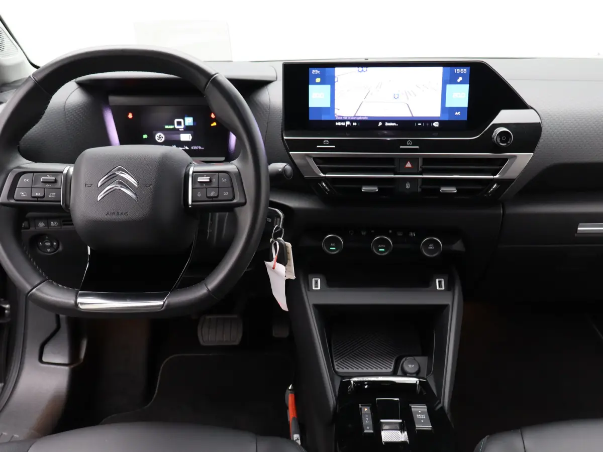 Feel Pack 50 kWh 92% SOH | Camera | Parkeersensoren | Half Lederen Bekleding | Climate Control | Apple Carplay/Android Auto