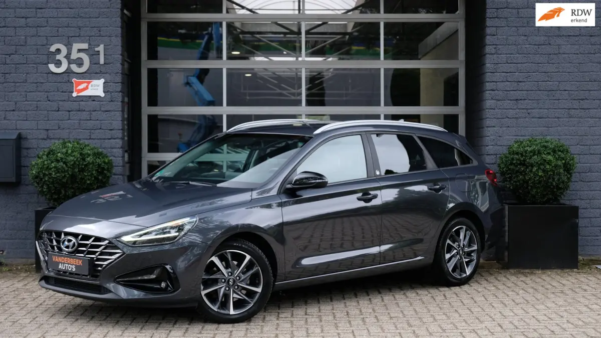 1.0 T-GDi MHEV Edition 30+ Carplay | Camera | Navi | Stoel / stuur verwarming