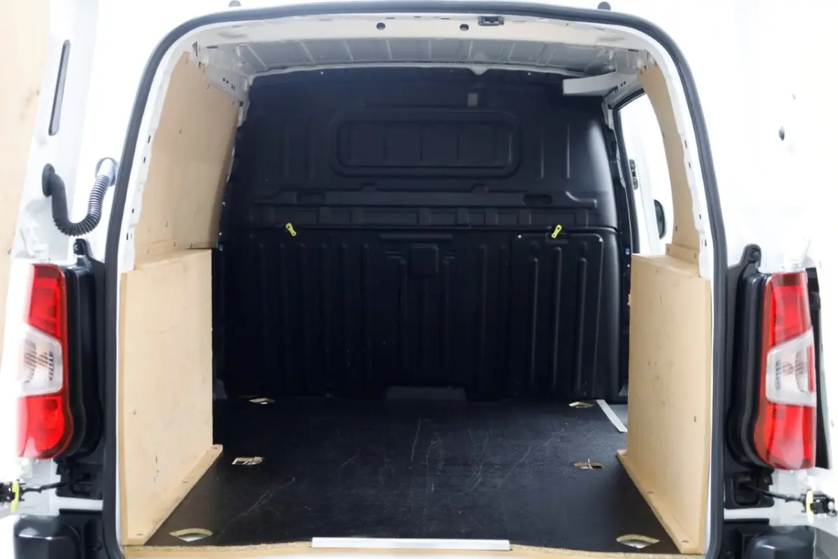 1.2 PureTech 110pk Benzine Automaat Airco/Navi/3Pers. 12-2021