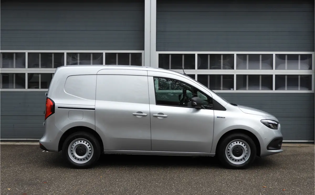 112 Select L1 51 kWh | MBUX | LED | CAMERA | CRUISE CONTROL