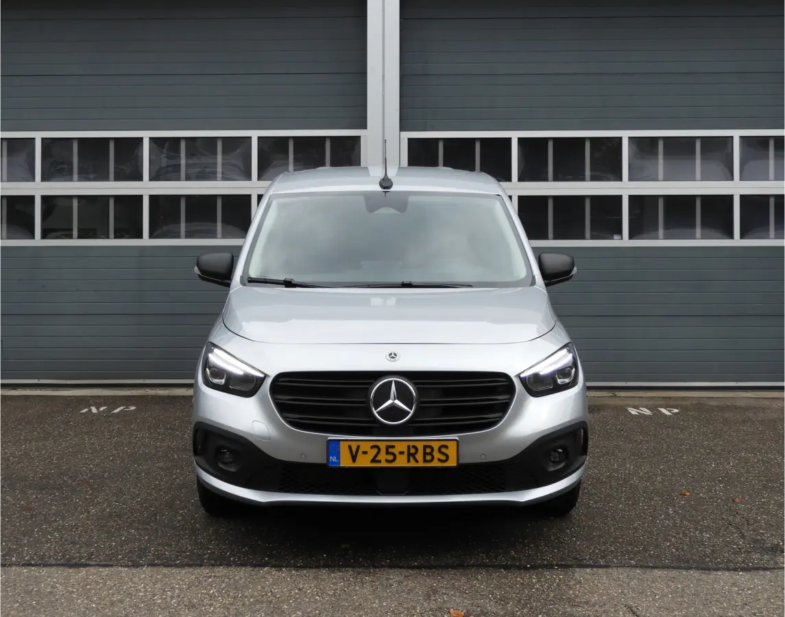 112 Select L1 51 kWh | MBUX | LED | CAMERA | CRUISE CONTROL