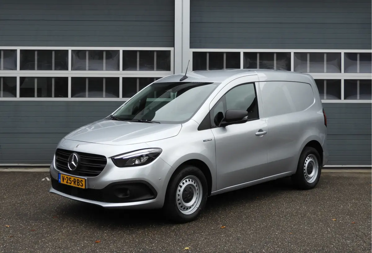 112 Select L1 51 kWh | MBUX | LED | CAMERA | CRUISE CONTROL