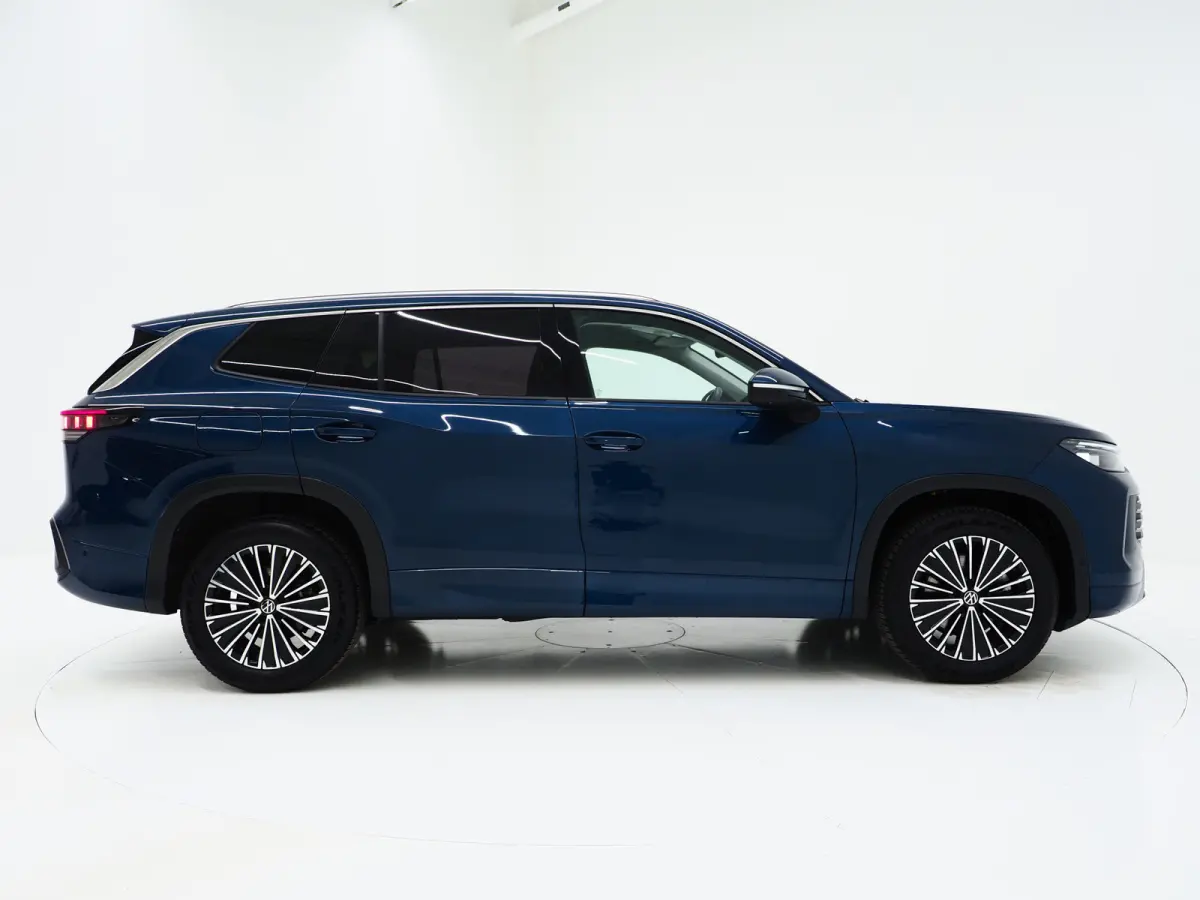 1.5 eHybrid Elegance 272PK | Leder/Alcantara | Trekhaak | Massage | 360 | Sfeerlicht | Adaptive Cruise | Matrix