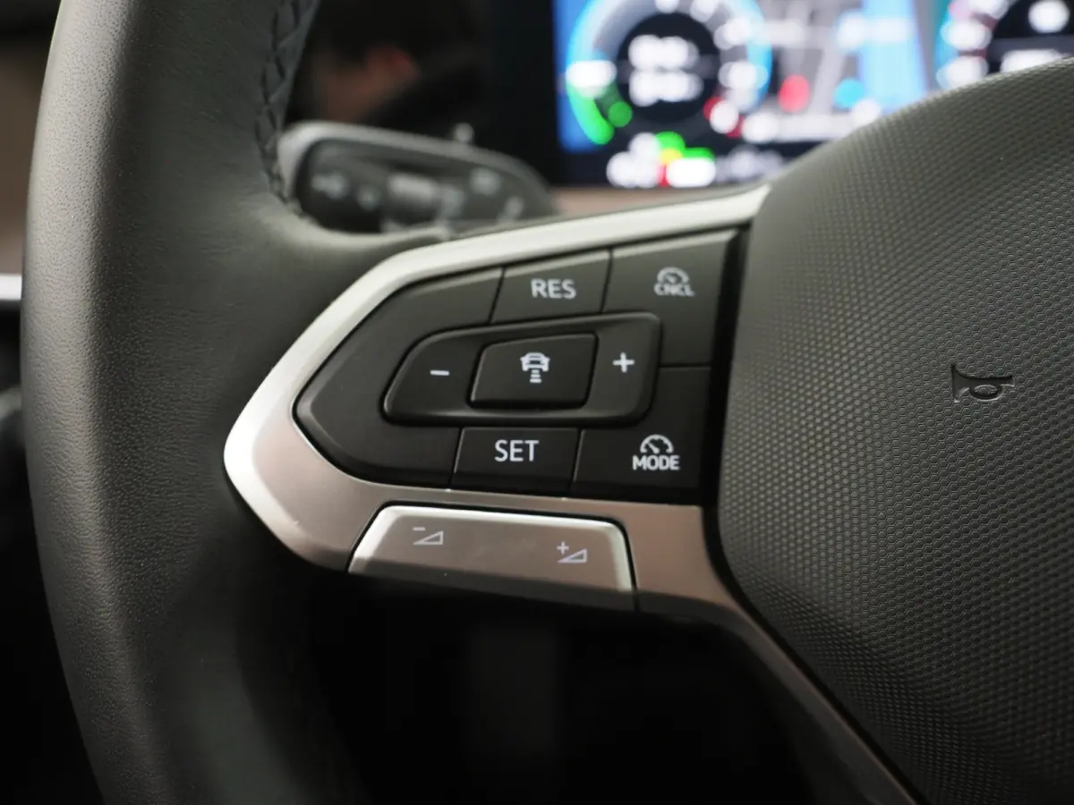 1.5 eHybrid Elegance 272PK | Leder/Alcantara | Trekhaak | Massage | 360 | Sfeerlicht | Adaptive Cruise | Matrix