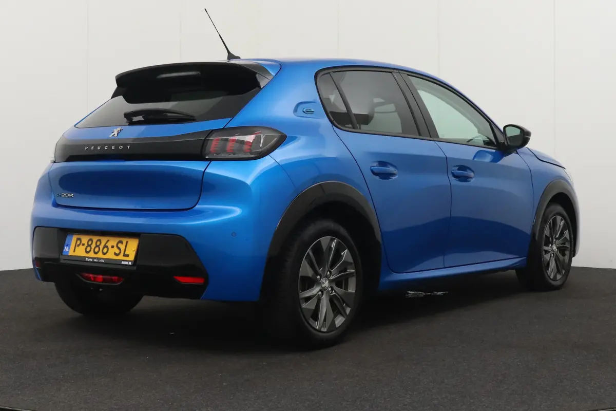 EV Allure 50 kWh (93%SOH) Half-Leder Camera Climate 16'LMV