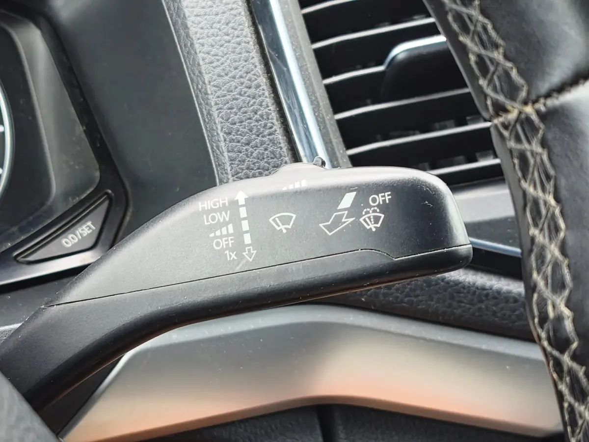 3.0 V6 TDI 4MOTION 8V DSG 3300KG TREKHAAK LEER STOELVERWARMING