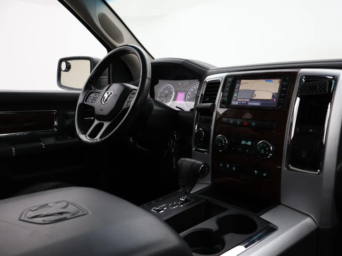 1500 5.7 V8 HEMI 4X4 LPG LARAMIE + STOELVENTILATIE | SCHUIFDAK | STUURVERW. | ALPINE AUDIO