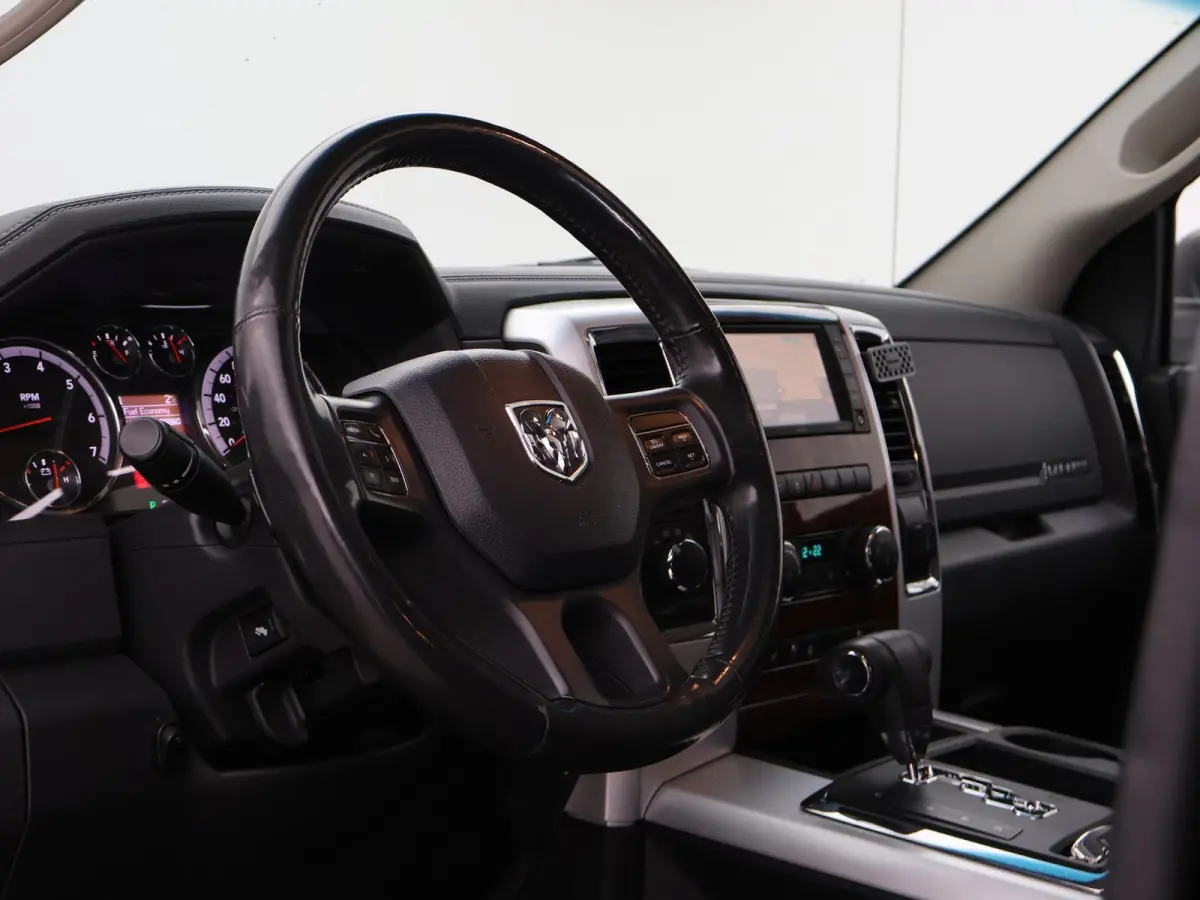 1500 5.7 V8 HEMI 4X4 LPG LARAMIE + STOELVENTILATIE | SCHUIFDAK | STUURVERW. | ALPINE AUDIO
