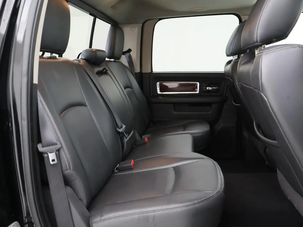 1500 5.7 V8 HEMI 4X4 LPG LARAMIE + STOELVENTILATIE | SCHUIFDAK | STUURVERW. | ALPINE AUDIO