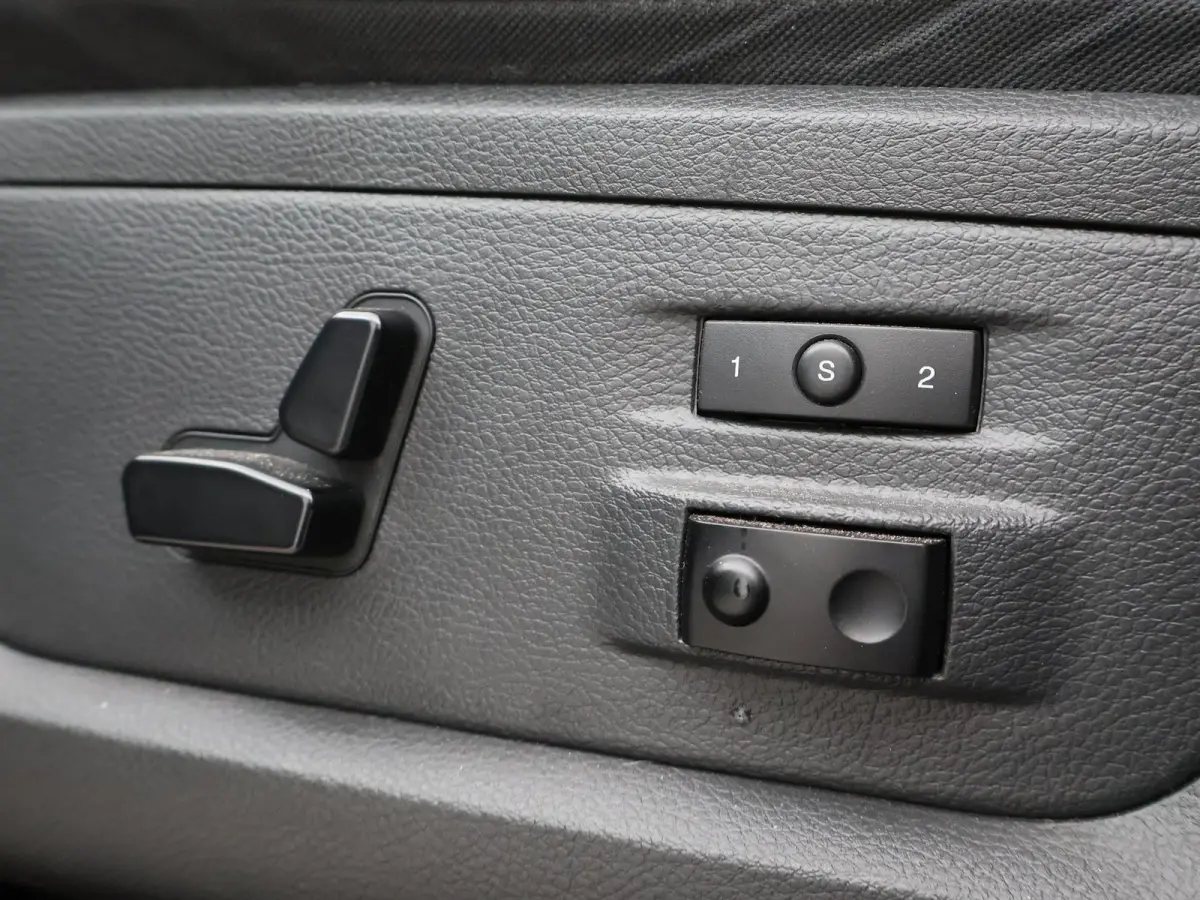 1500 5.7 V8 HEMI 4X4 LPG LARAMIE + STOELVENTILATIE | SCHUIFDAK | STUURVERW. | ALPINE AUDIO