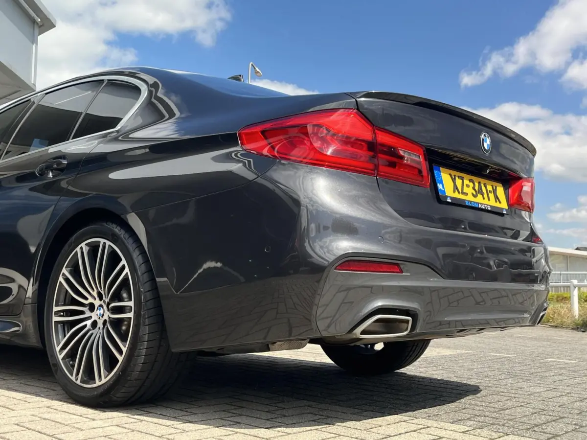 520i M-SPORT NL AUTO NAPPA+MEMORY+19INCH NL AUTO
