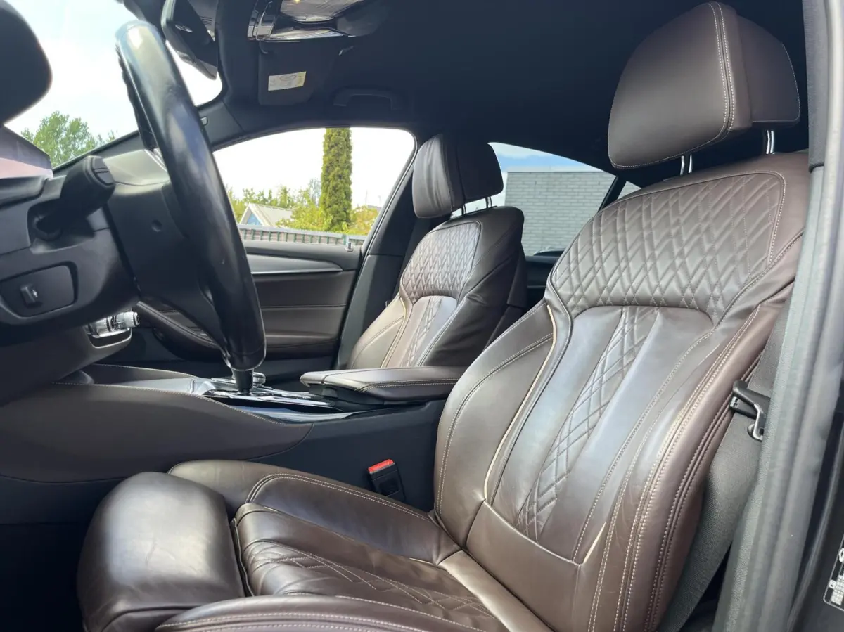 520i M-SPORT NL AUTO NAPPA+MEMORY+19INCH NL AUTO