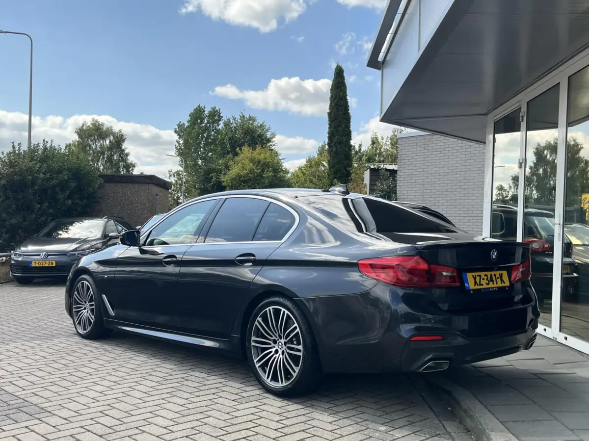 520i M-SPORT NL AUTO NAPPA+MEMORY+19INCH NL AUTO