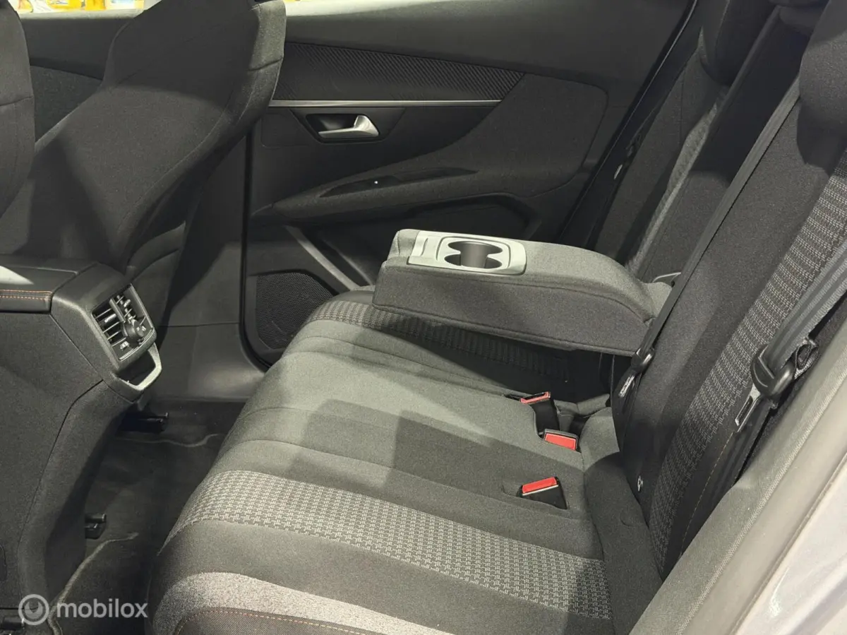 1.2 PureTech Active|Automaat|CarPlay|Camera|Trekhaak|NAP
