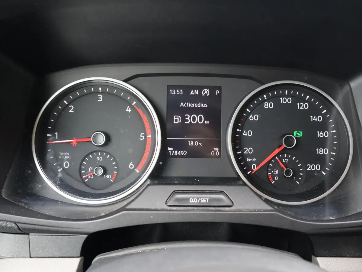 35 2.0 TDI 140 PK DSG L4H3 + 3000 KG TREKHAAK | CAMERA | CARPLAY | NAVIGATIE