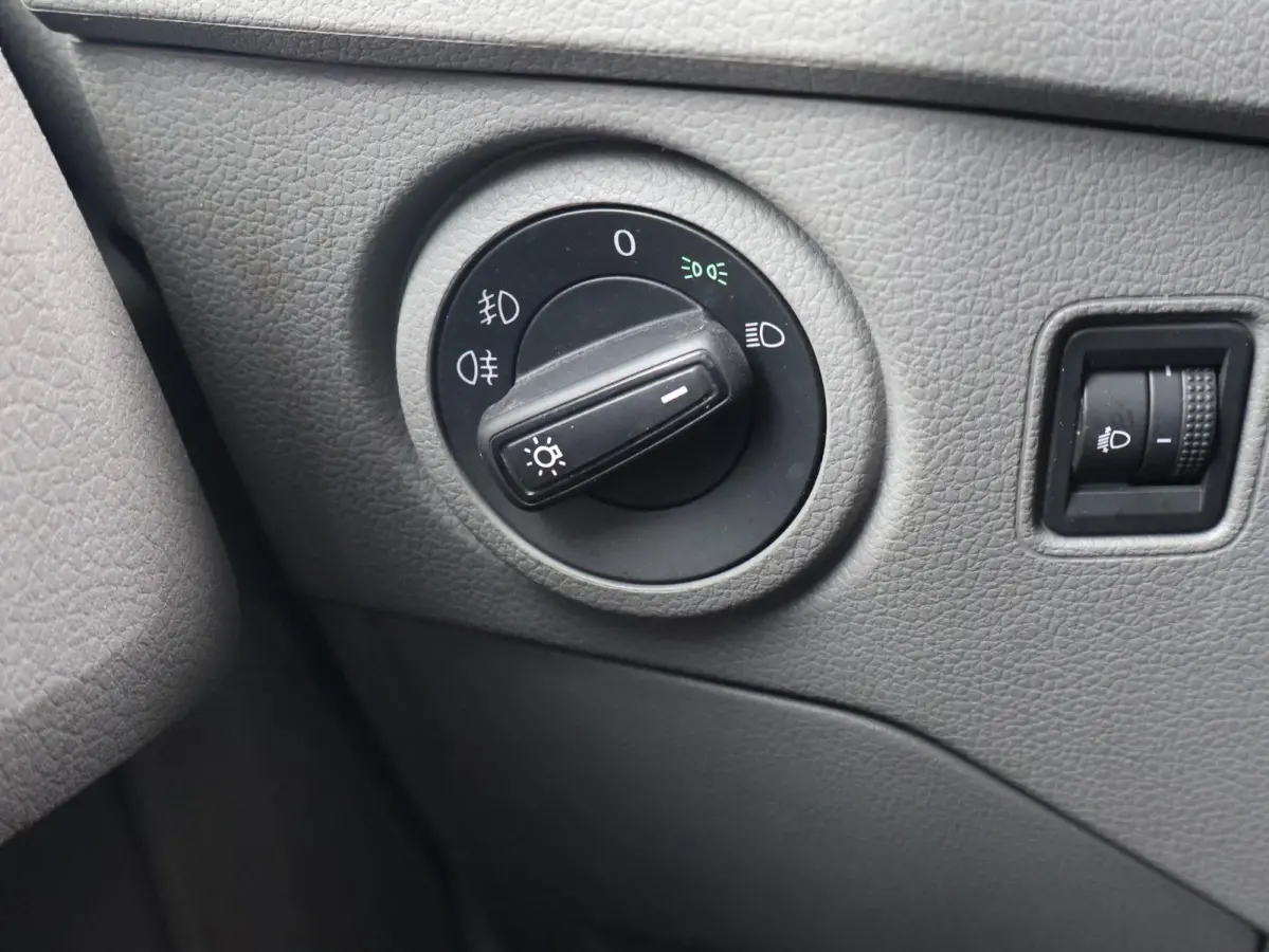 35 2.0 TDI 140 PK DSG L4H3 + 3000 KG TREKHAAK | CAMERA | CARPLAY | NAVIGATIE