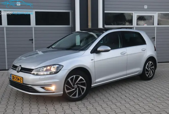 1.0 TSI Highline Pano Trekhaak