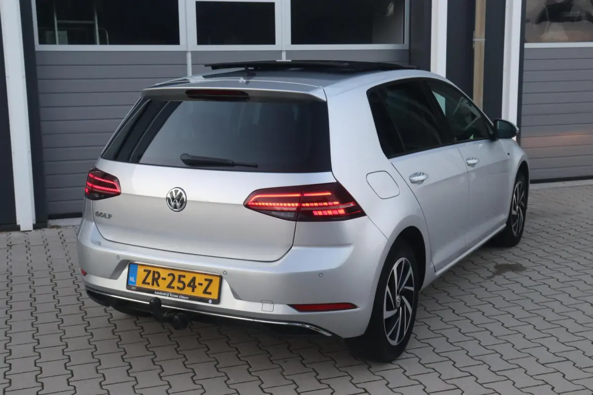 1.0 TSI Highline Pano Trekhaak