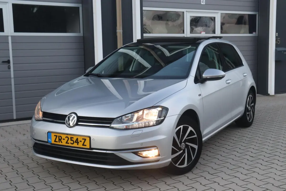 1.0 TSI Highline Pano Trekhaak