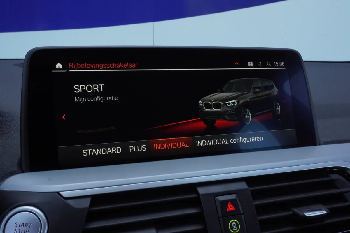 XDrive30e Business Edition Sport Plus+Led+Leder+Parking-Pack+Adaptief-Cruise+Elek-Klep+navigatie+NIEUWE BANDEN
