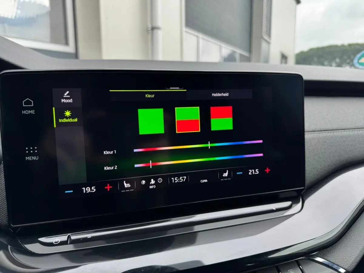 1.5 e-TSI Sport Business Automaat | Digital dashboard | Carplay | Cruise | DAB | LED | Stoelverwarming | Sensoren