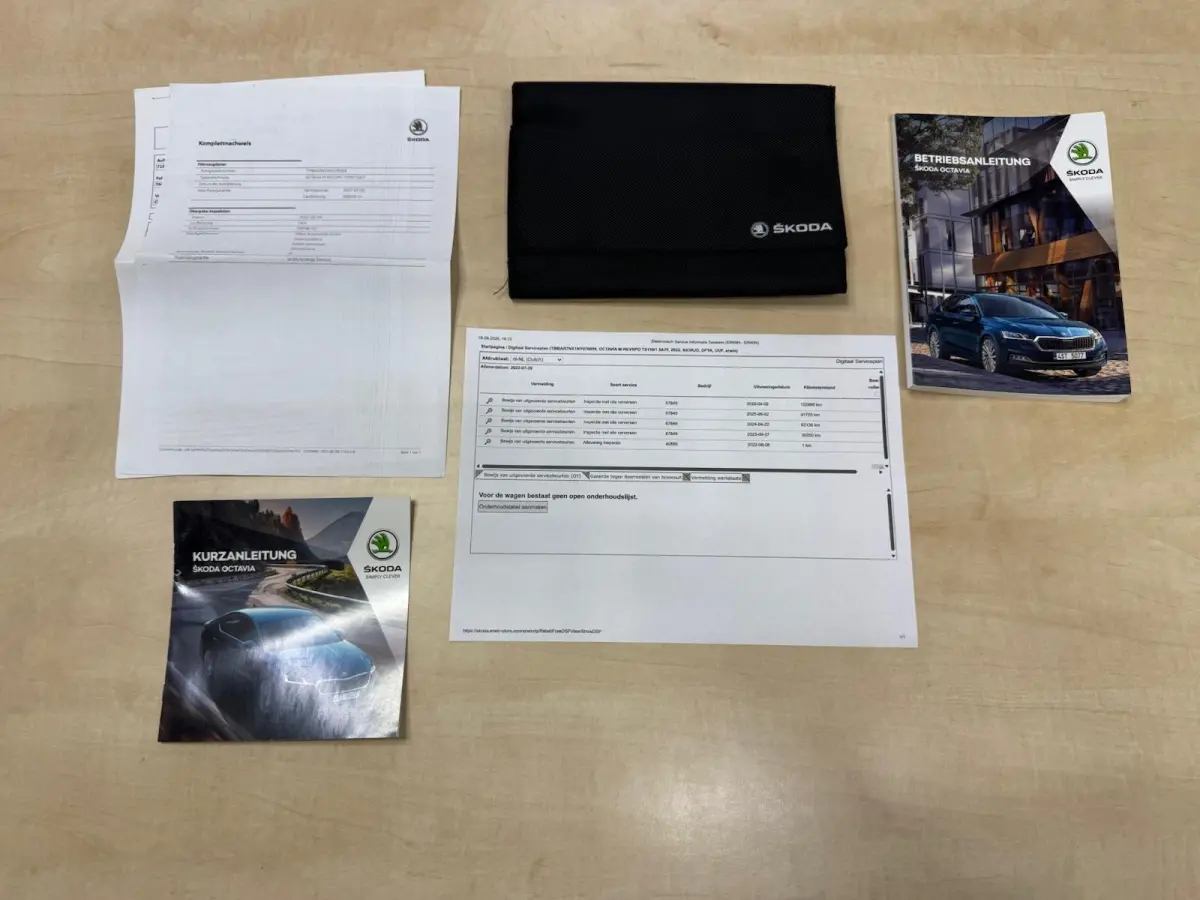 1.5 e-TSI Sport Business Automaat | Digital dashboard | Carplay | Cruise | DAB | LED | Stoelverwarming | Sensoren