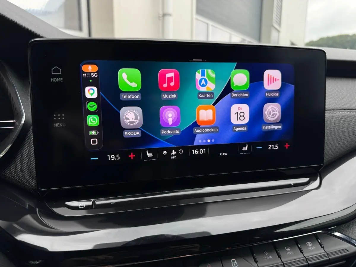 1.5 e-TSI Sport Business Automaat | Digital dashboard | Carplay | Cruise | DAB | LED | Stoelverwarming | Sensoren