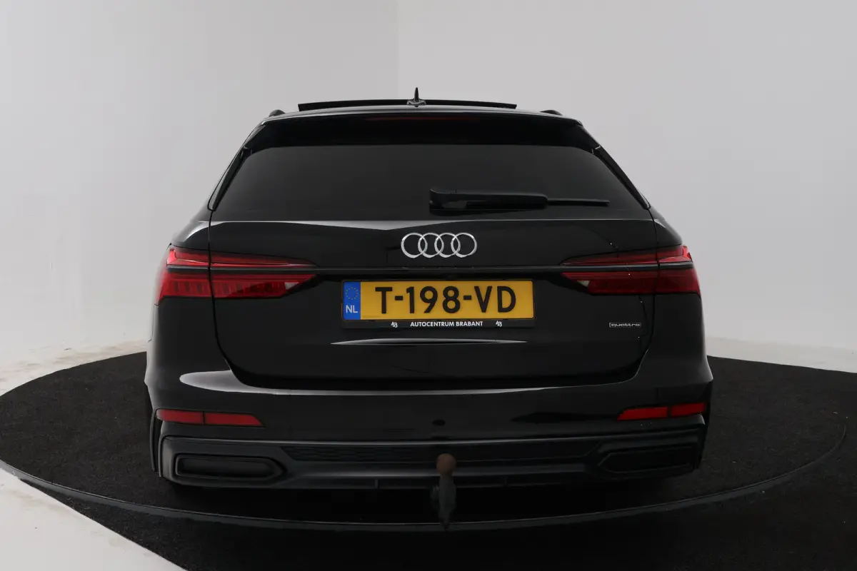 55 TFSI e quattro Pro Line S Competition (PANORAMADAK, TREKHAAK, CAMERA, STOELVERWAMRING, ELEKT. STOELEN)