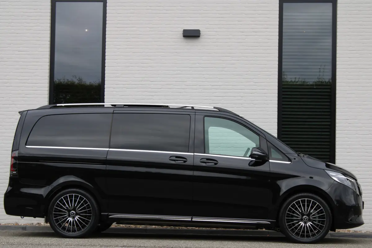 300 L2 / AMG / Panorama / Elec Stoelen / 7-Persoons / Burmester / Vol Opties / NIEUWSTAAT
