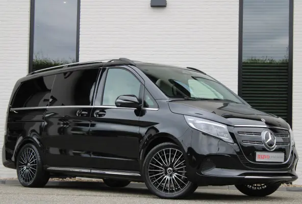 300 L2 / AMG / Panorama / Elec Stoelen / 7-Persoons / Burmester / Vol Opties / NIEUWSTAAT