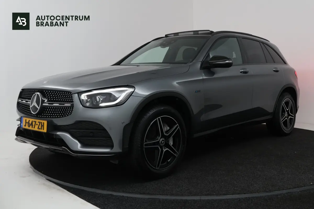 4MATIC Premium Plus (PANORAMADAK, SFEERVERLICHTING, CAMERA, ELEKT. STOELEN)