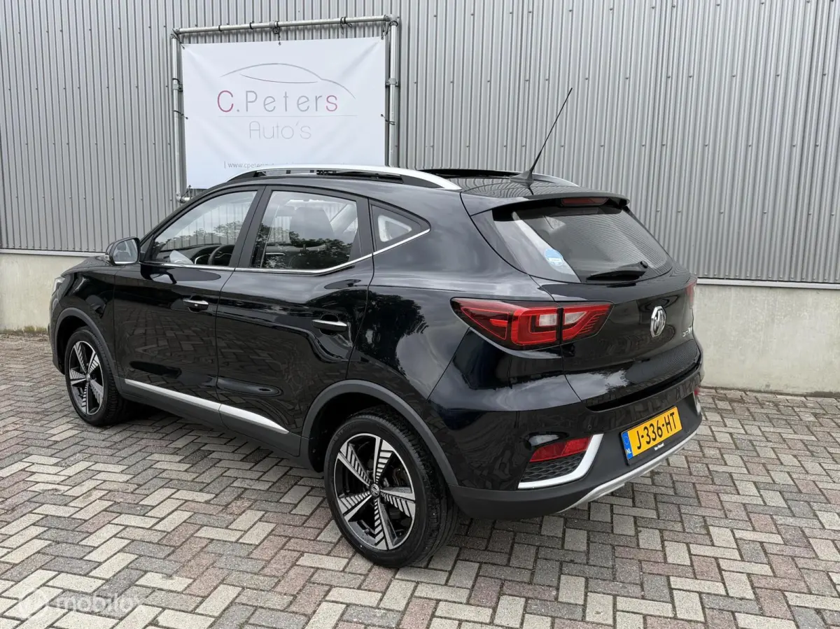 Luxury 45 kWh 2020 / Panoramadak / Carplay / Camera / Leer / Keyless / Dealeronderhouden NAP