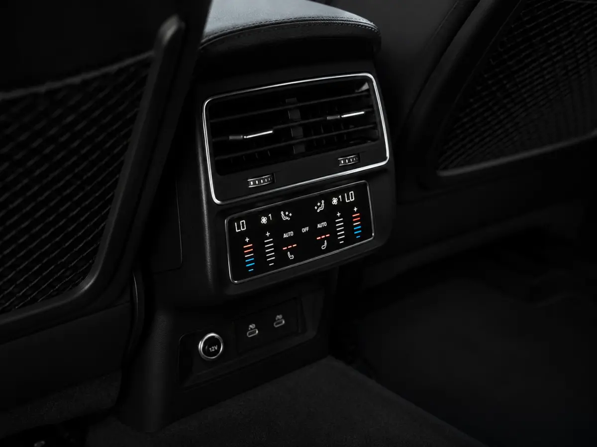 RSQ8 4.0 TFSI quattro Performance Pano|Ceramic|HuD|B&O