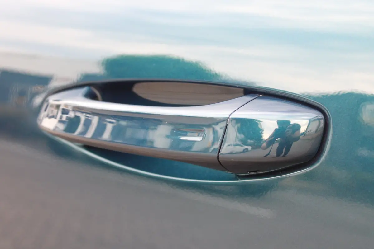 1.2 Turbo Hybrid GS / Navigatie / 360 Camera / Head-up display / Keyless / Parkeersensoren / Stuur -en Stoelverwarmd / Matrix LED / Carplay