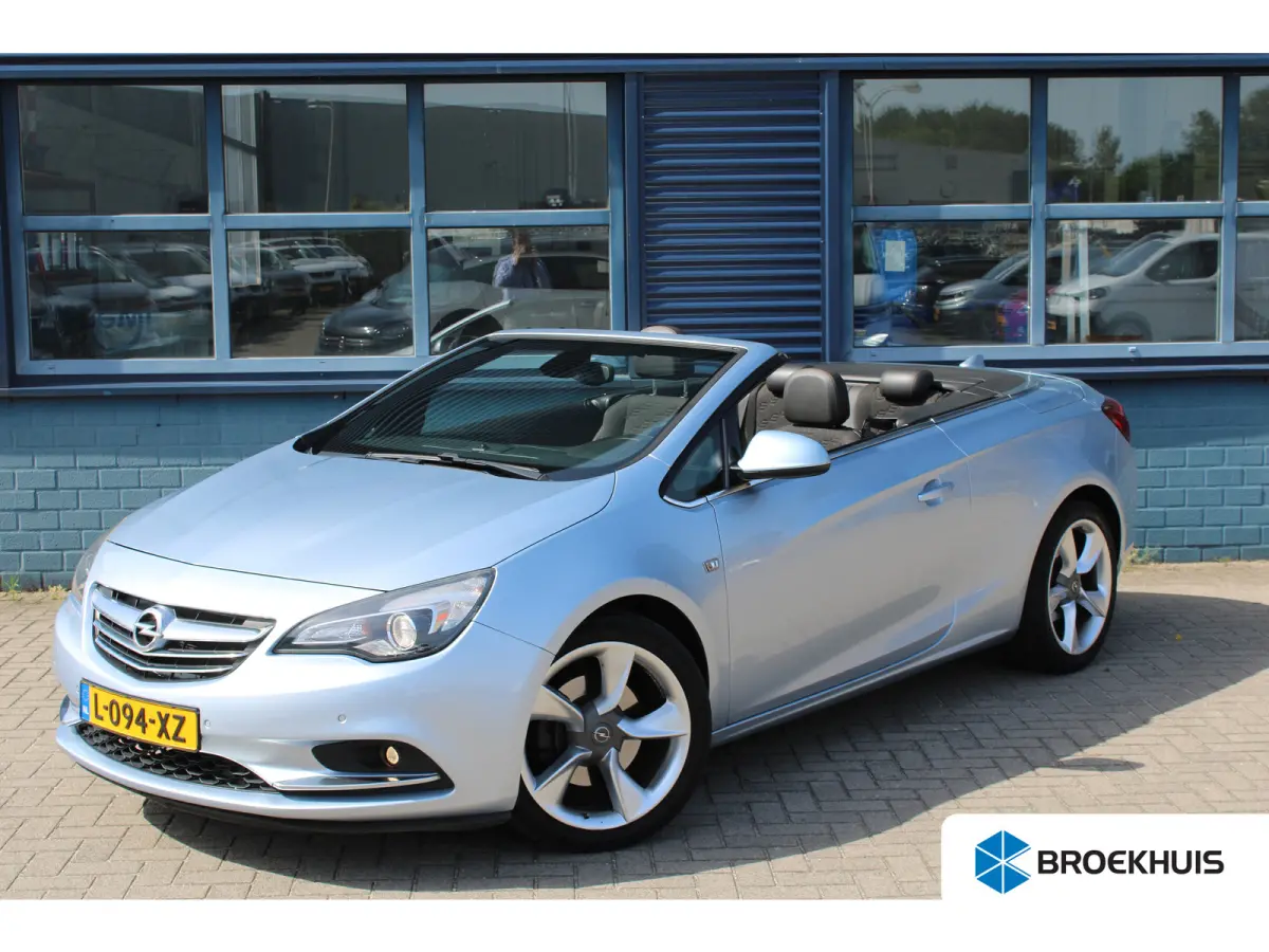1.6 Turbo Innovation Cabrio! | Automaat! | Climate Control | Navigatie | Cruise Control |
