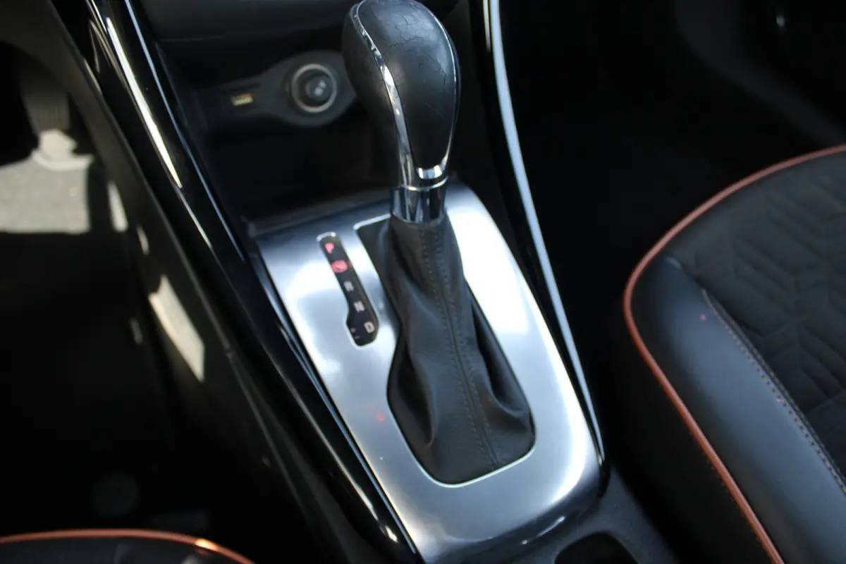 1.6 Turbo Innovation Cabrio! | Automaat! | Climate Control | Navigatie | Cruise Control |
