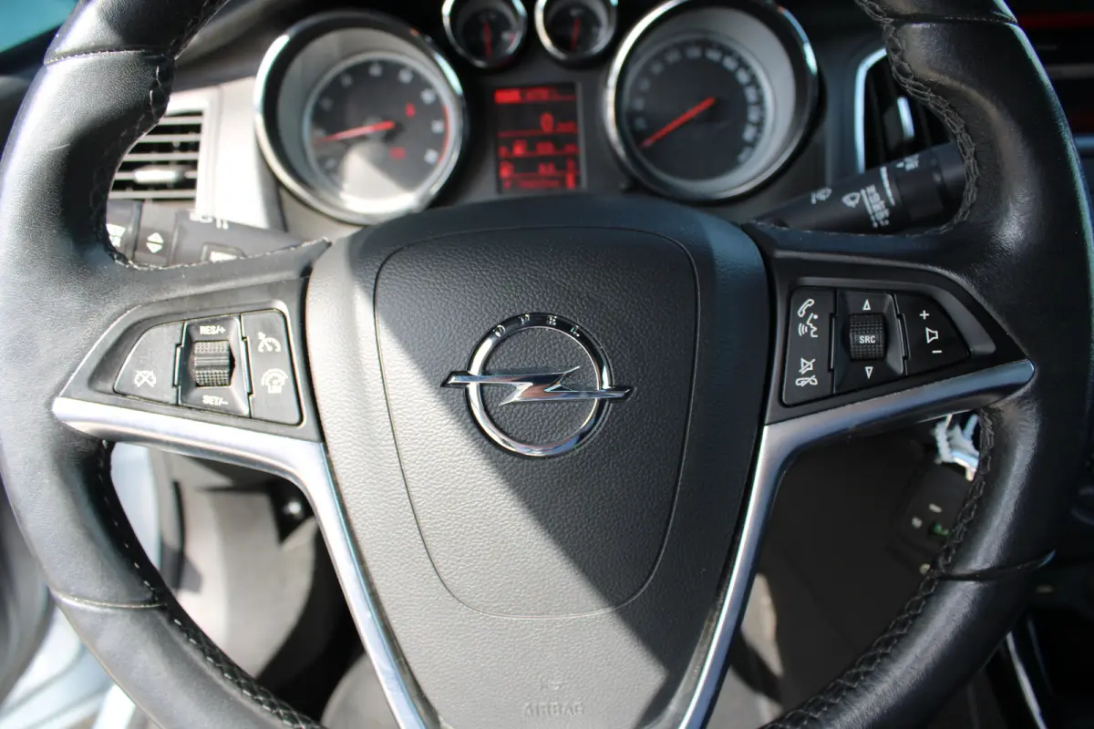 1.6 Turbo Innovation Cabrio! | Automaat! | Climate Control | Navigatie | Cruise Control |