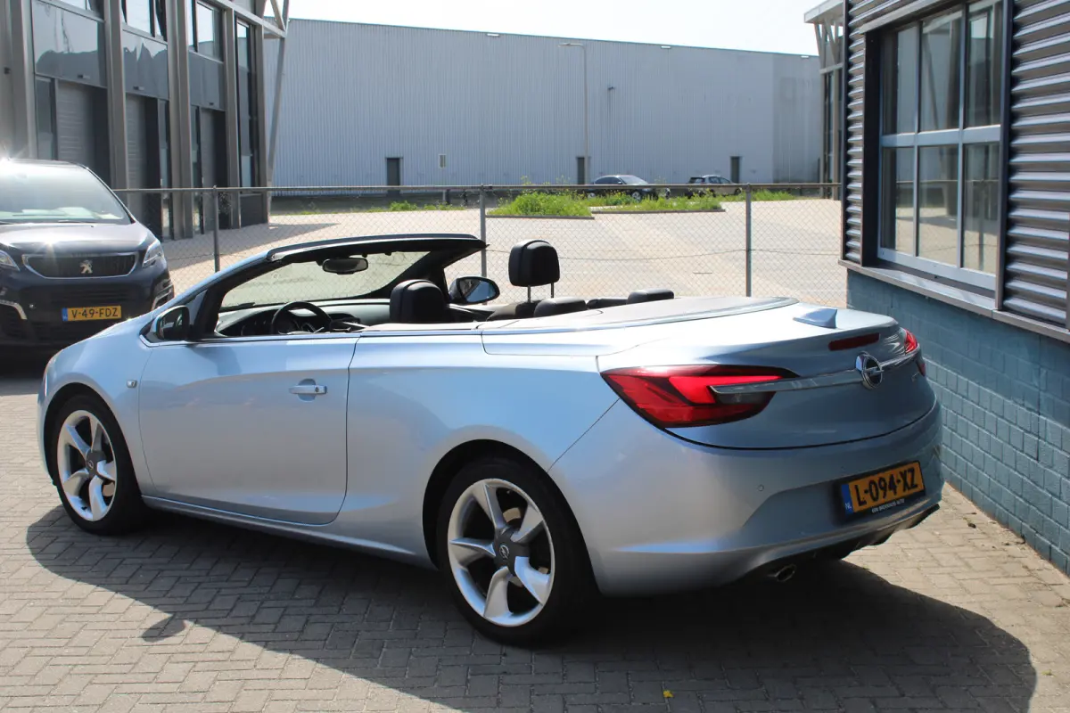 1.6 Turbo Innovation Cabrio! | Automaat! | Climate Control | Navigatie | Cruise Control |