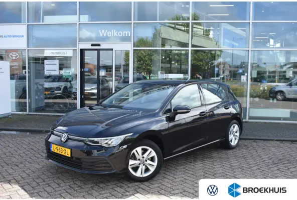 1.0 eTSI 110PK DSG-7 Life | NAVIGATIE | ADAPT. CRUISE | ALL SEASONBANDEN | APP CONNECT | 16 INCH