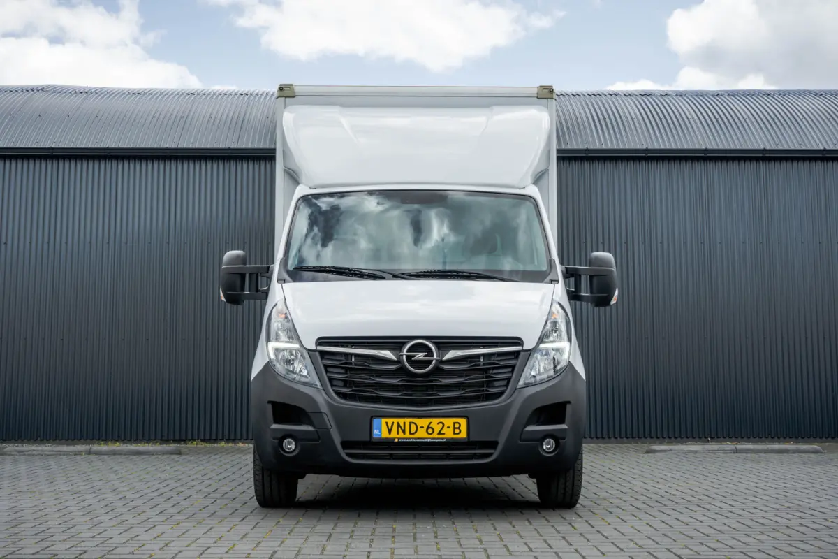 **2.3 CDTI BiTurbo | Bakwagen met Laadklep | Euro 6 | 146 PK | Airco | Cruise | Navigatie | MF Stuur**