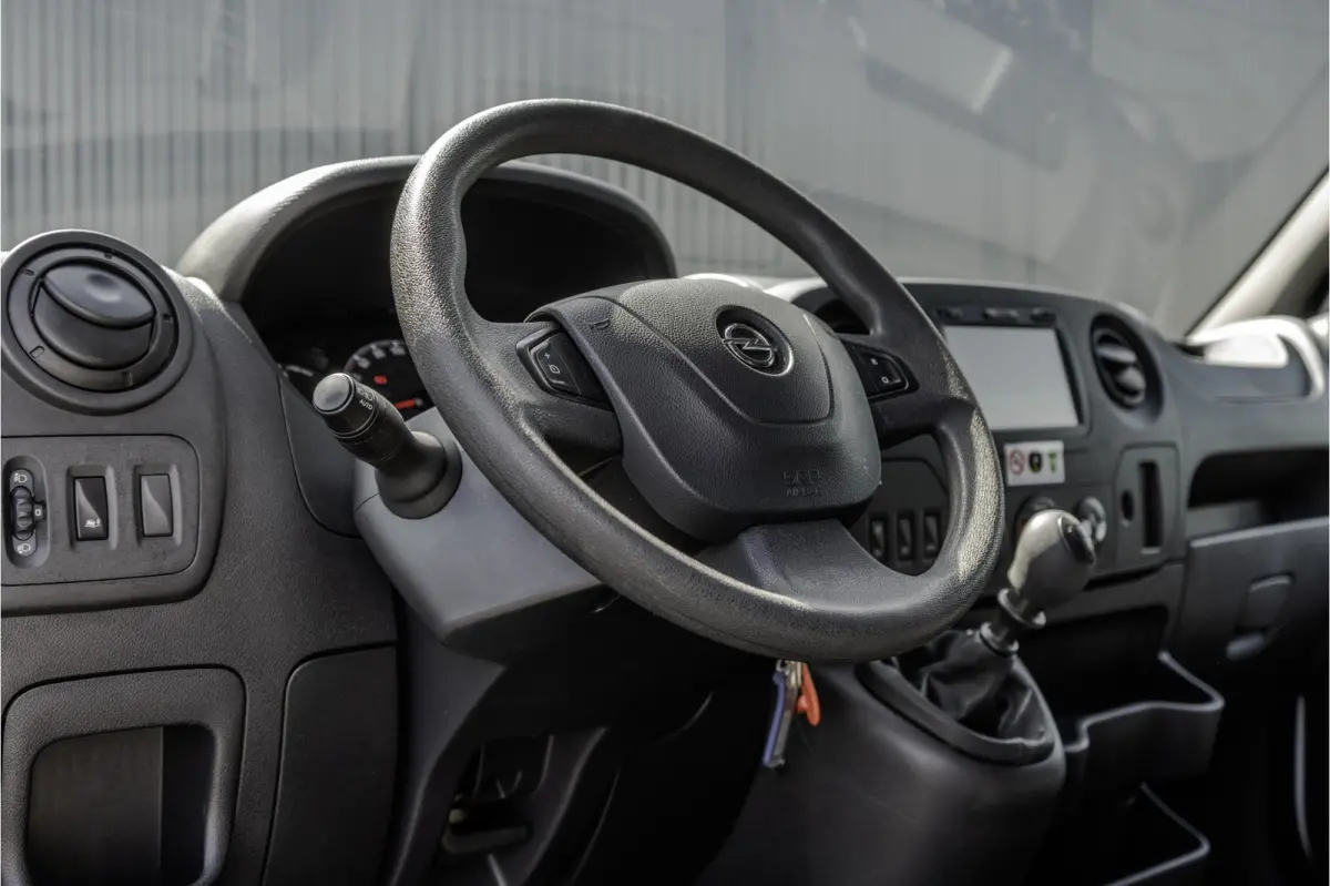 **2.3 CDTI BiTurbo Bakwagen met laadklep | Euro 6 | 146 PK | Cruise | Climate | Navigatie**